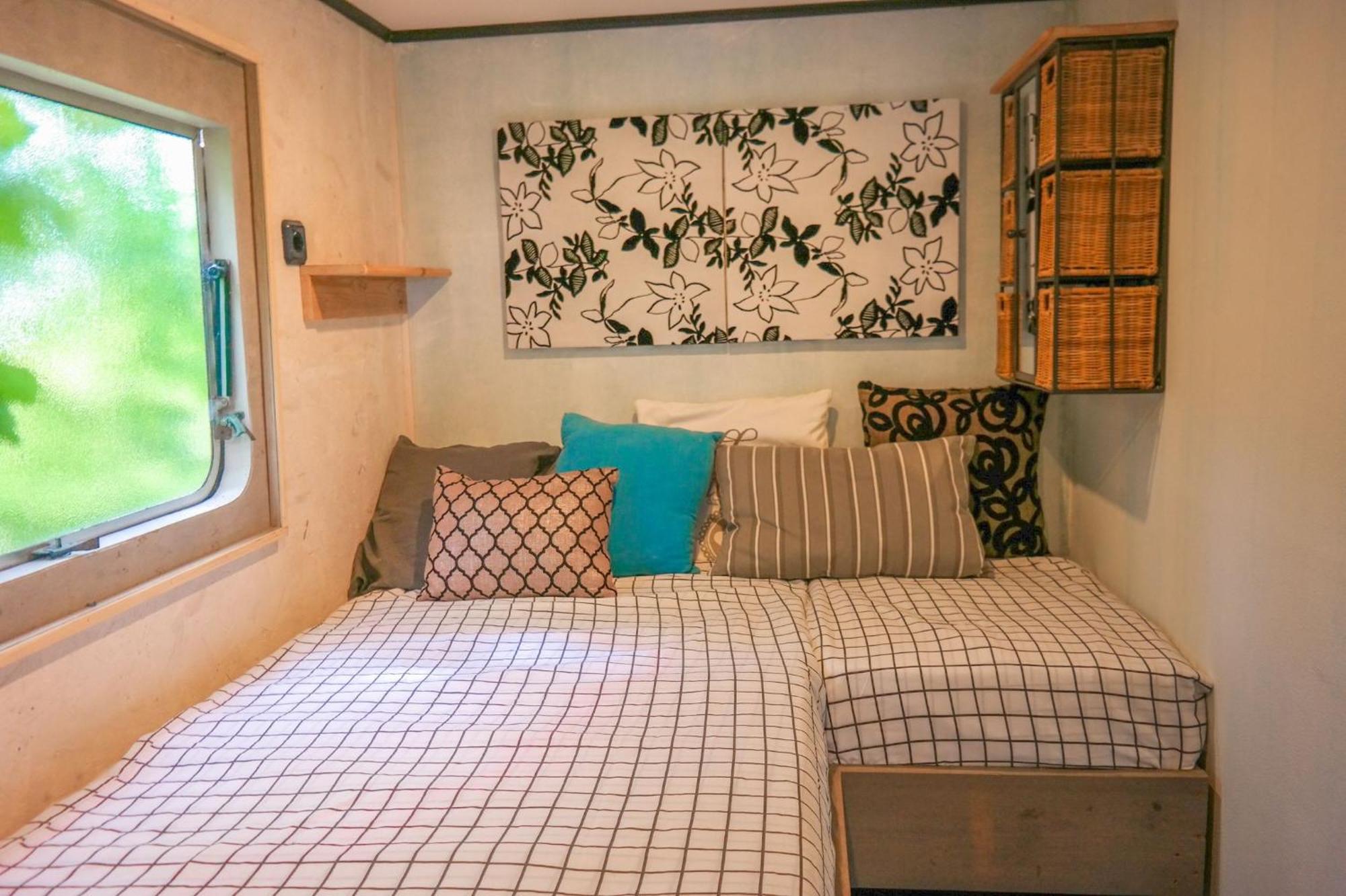 Het Kleine Huis Mobile Home By The Harbour And The Lauwersmeer أنيوم المظهر الخارجي الصورة